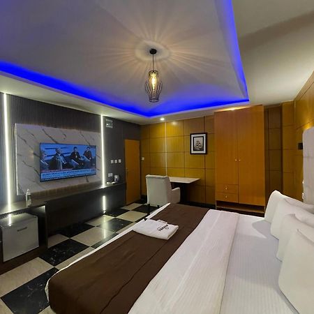Presken Hotel At International Airport Road Ikeja Kültér fotó